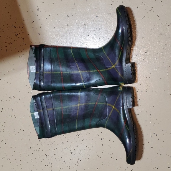 Size 10 Ralph Lauren Rossalyn II green plaid buckle rain boots - Picture 3 of 4